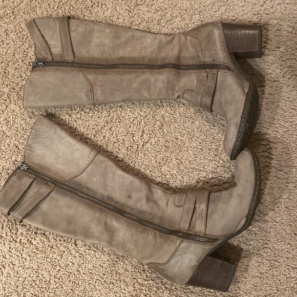 Born Boots - Picture 2 of 2